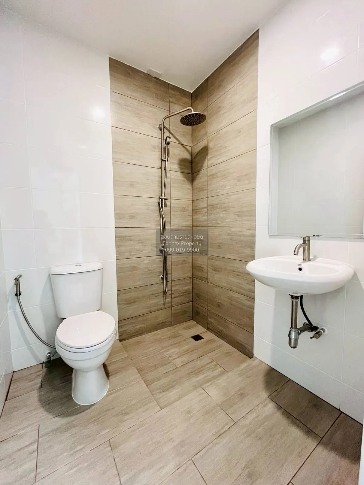 For Sale Townhouse/Townhome  , Baan Pruksa 18 Bangyai , newly ren