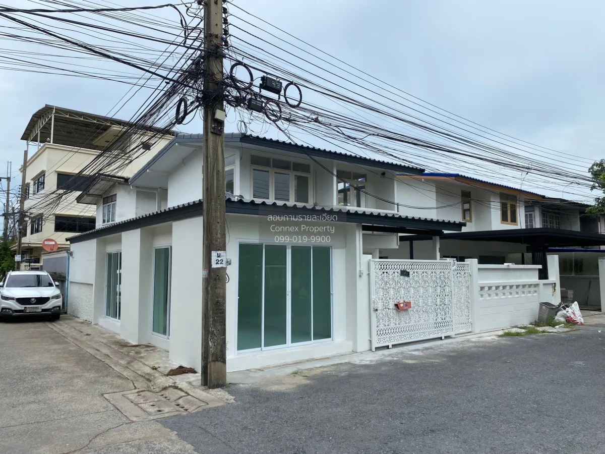 For Sale House , Baan Seementhai Prachachuen , corner unit , newl 1