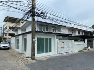 ขายบ้าน  บ้านซีเมนต์ไทย ประชาชื่น ห้องมุม รีโนเวทใหม่ ลาดยาว เขต จตุจักร กรุงเทพ CX-159379