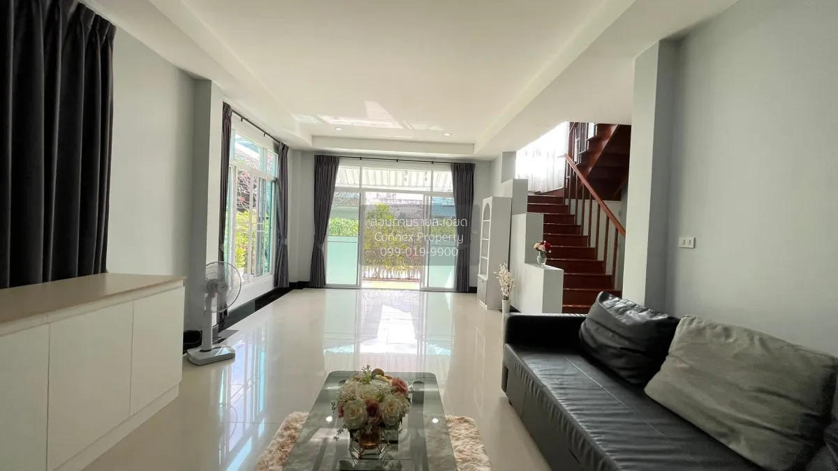 For Rent House , Baan Lalin The Young Executive Onnut-Wongwaen -  3