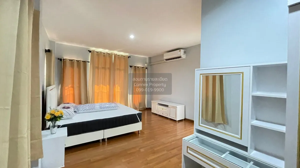 For Rent House , Baan Lalin The Young Executive Onnut-Wongwaen - 
