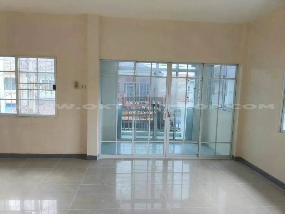 For Sale Townhouse/Townhome  , Baan Wanicha Soi Kantana , newly r 4