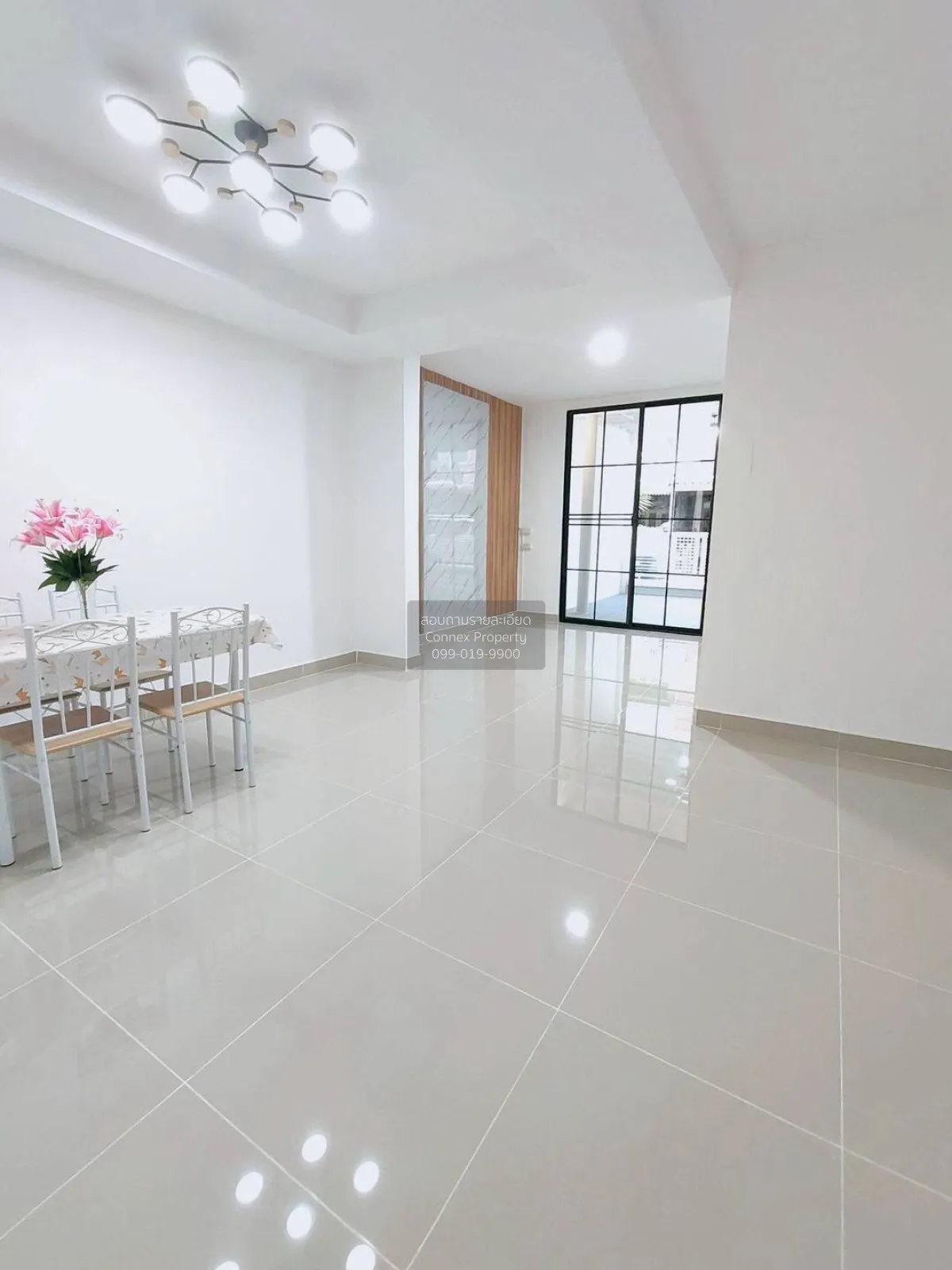 ขายทาวน์เฮ้าส์/ทาวน์โฮม  บ้านวรารักษ์ รังสิต-คลองสาม รีโนเวทใหม่ 