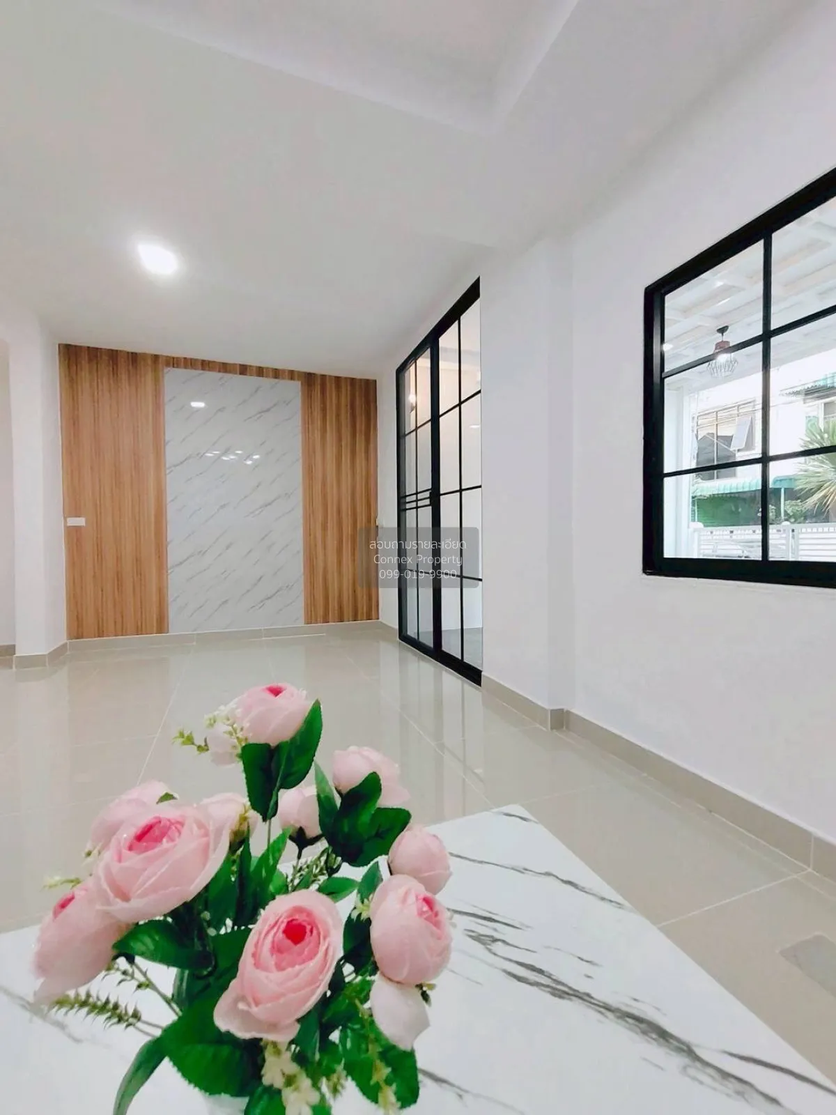 ขายทาวน์เฮ้าส์/ทาวน์โฮม  บ้านวรารักษ์ รังสิต-คลองสาม รีโนเวทใหม่ 