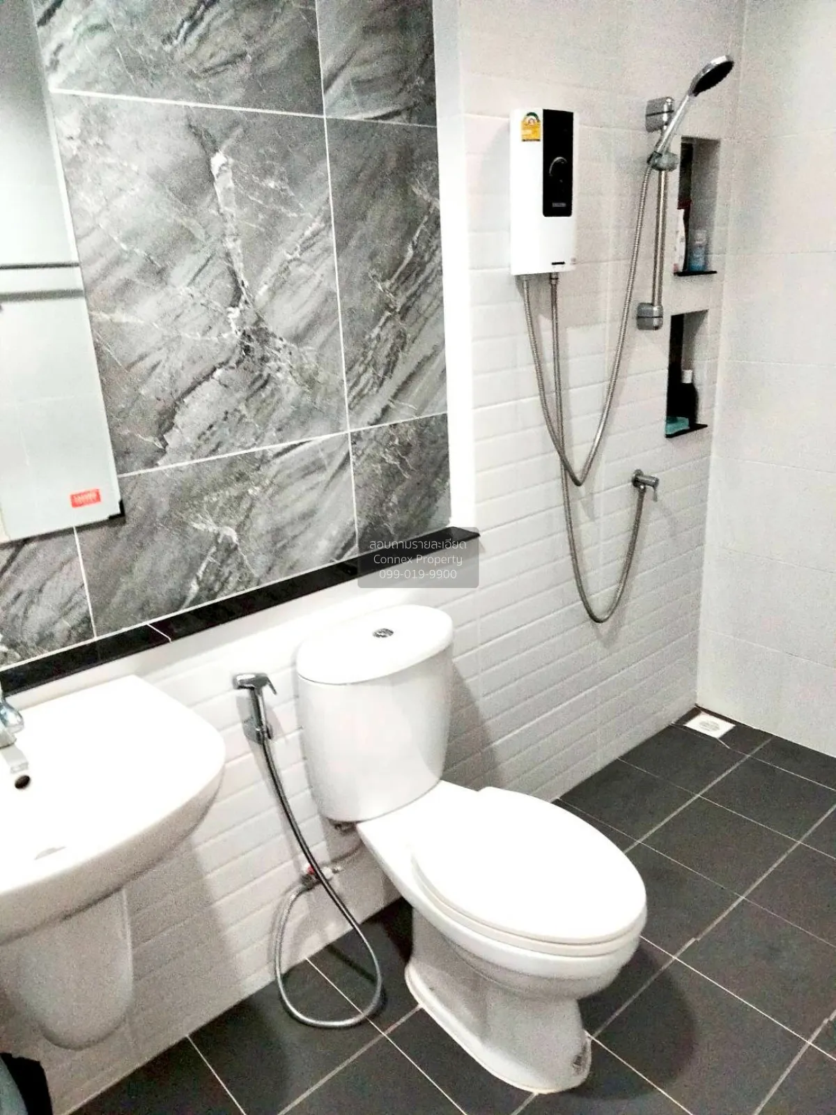 For Sale I Leaf Park Wongwaen-Rangsit Klong 4 , wide frontage , K