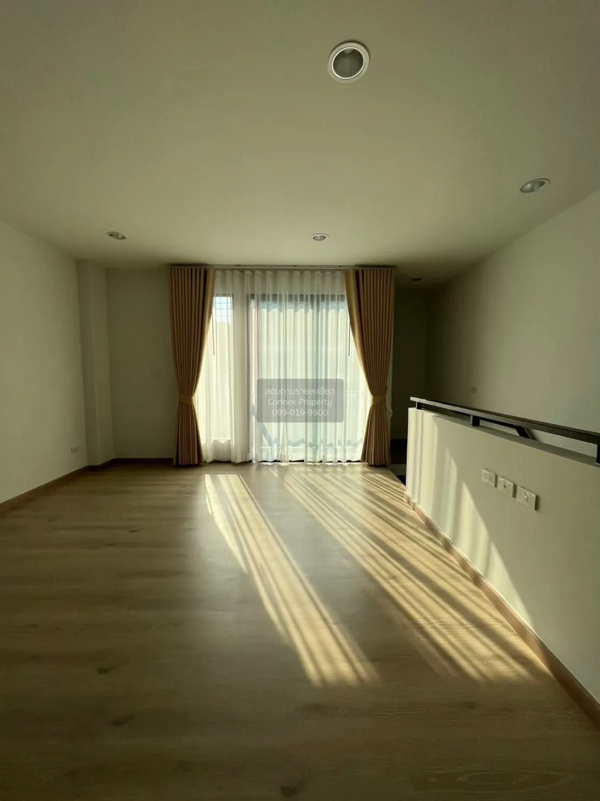 เช่าทาวน์เฮ้าส์/ทาวน์โฮม  พรีเมียม เพลส พหลโยธิน - รามอินทรา ท่าแ