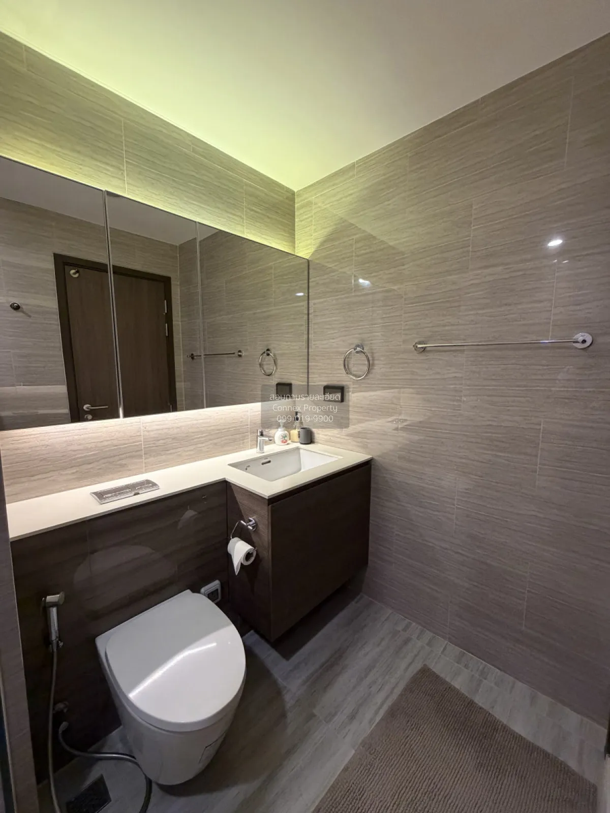 For Rent Condo , Whizdom Essence , BTS-Punnawithi , Phra Khanong 