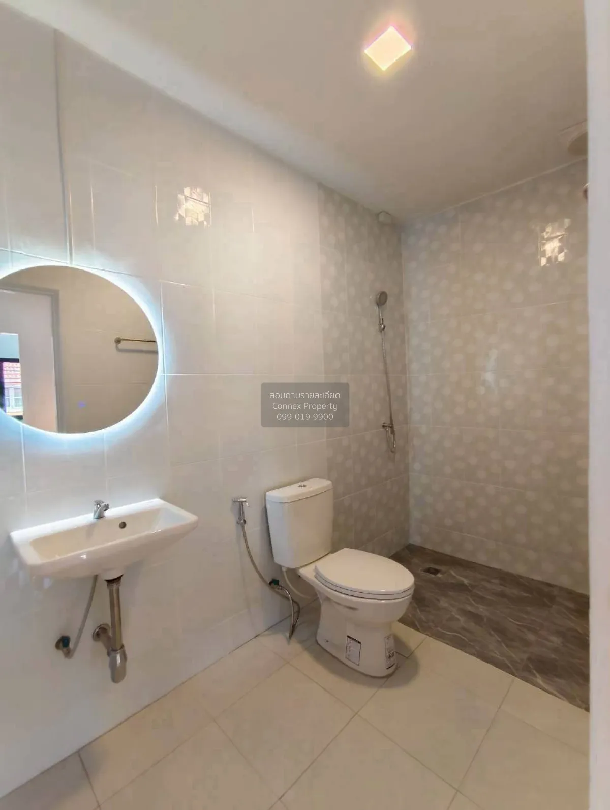 For Sale Townhouse/Townhome  , Baan Pruksa 21 Bang Yai , wide fro