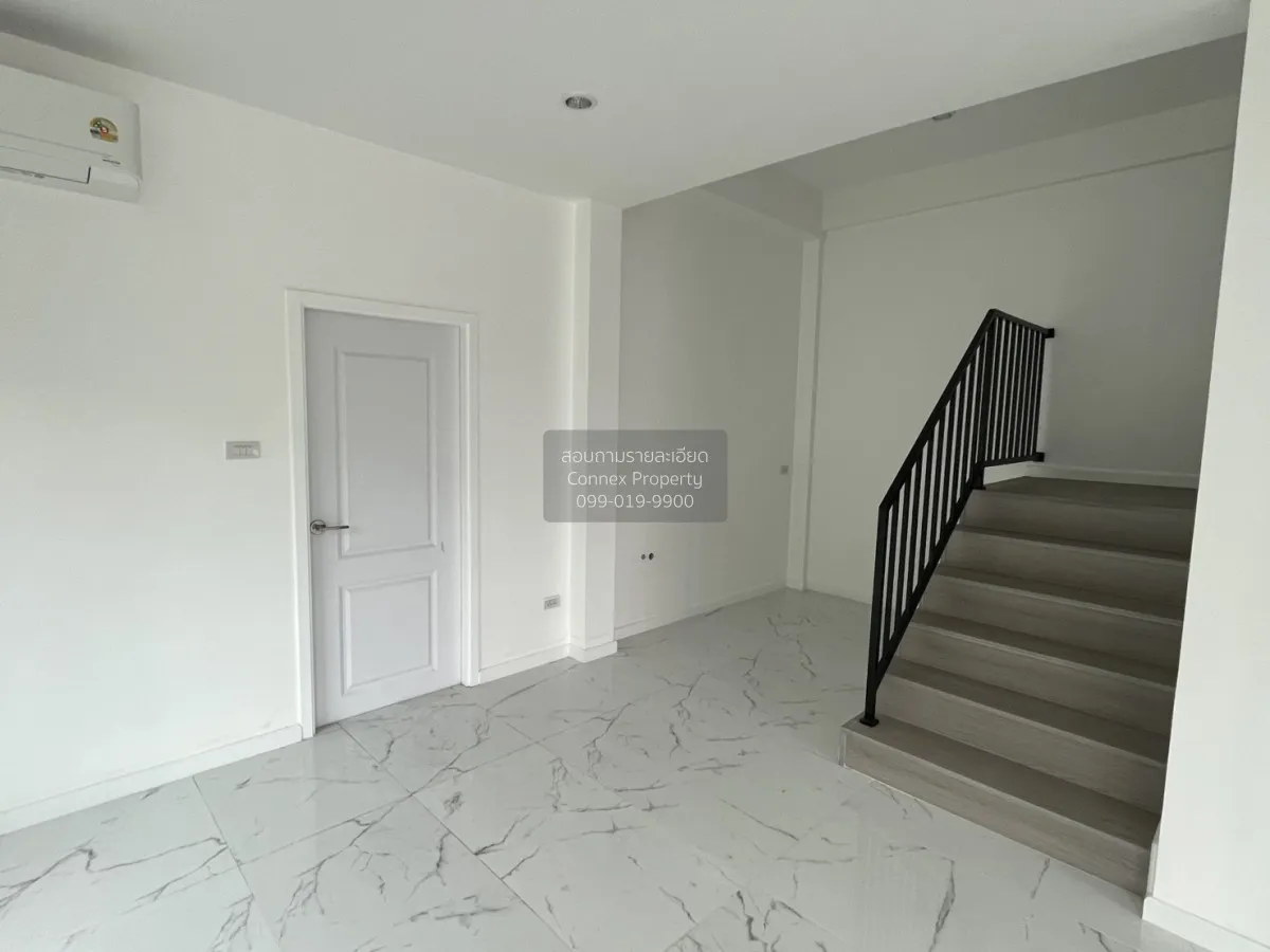 For Sale Townhouse/Townhome  , Narit Ville , nice view , wide fro 3