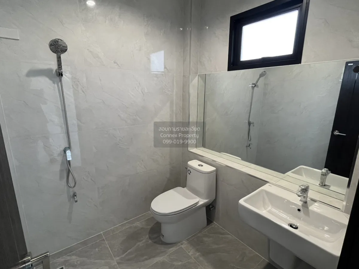 For Sale Townhouse/Townhome  , Narit Ville , nice view , wide fro