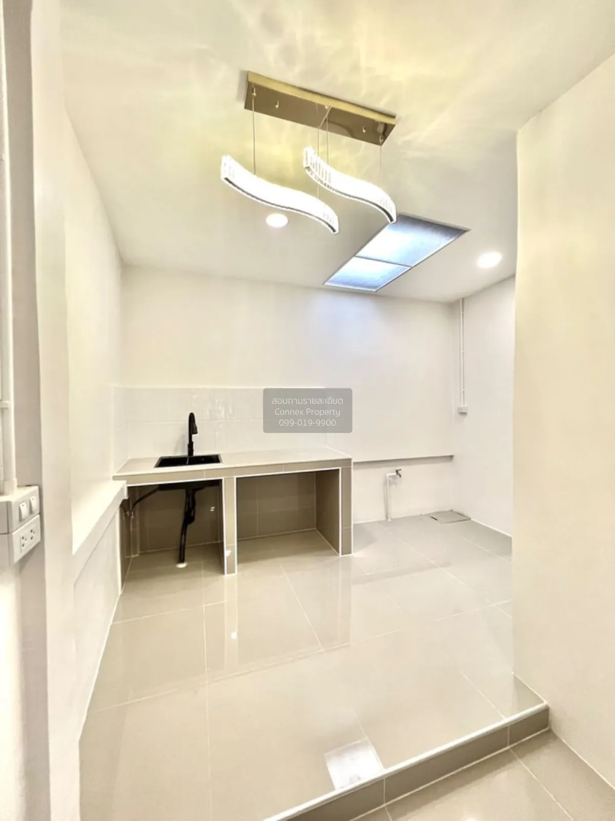 For Sale Townhouse/Townhome  , Burapha 24 , Don Mueang , Don Muea