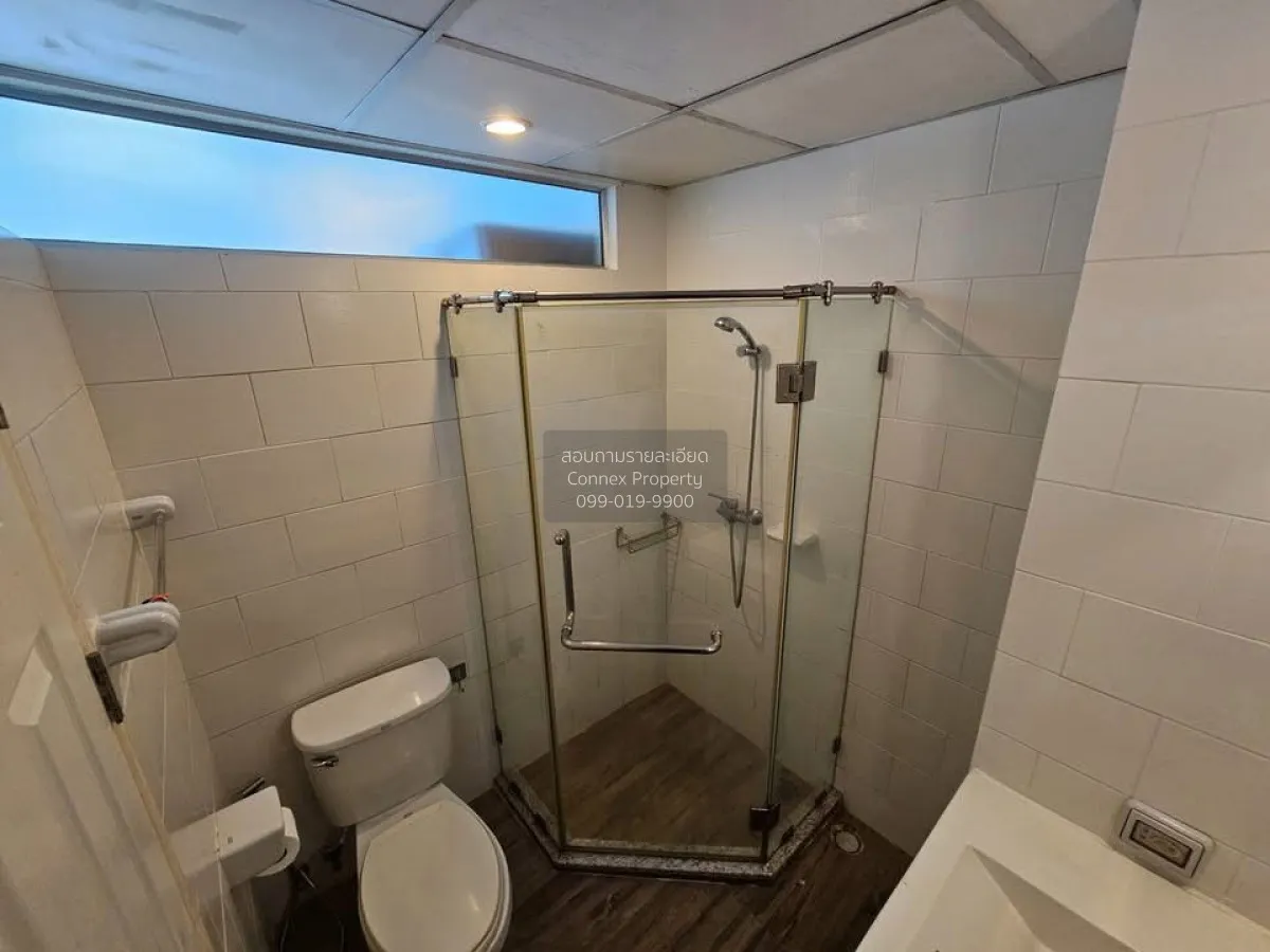 For Sale Condo , Supalai River Place , high floor , river view , 
