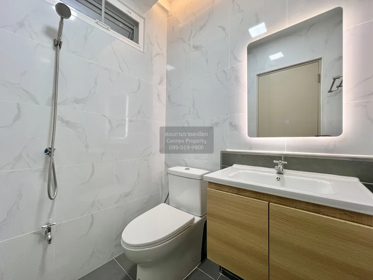 For Sale Townhouse/Townhome  , Baan Chatklao Villa , newly renova