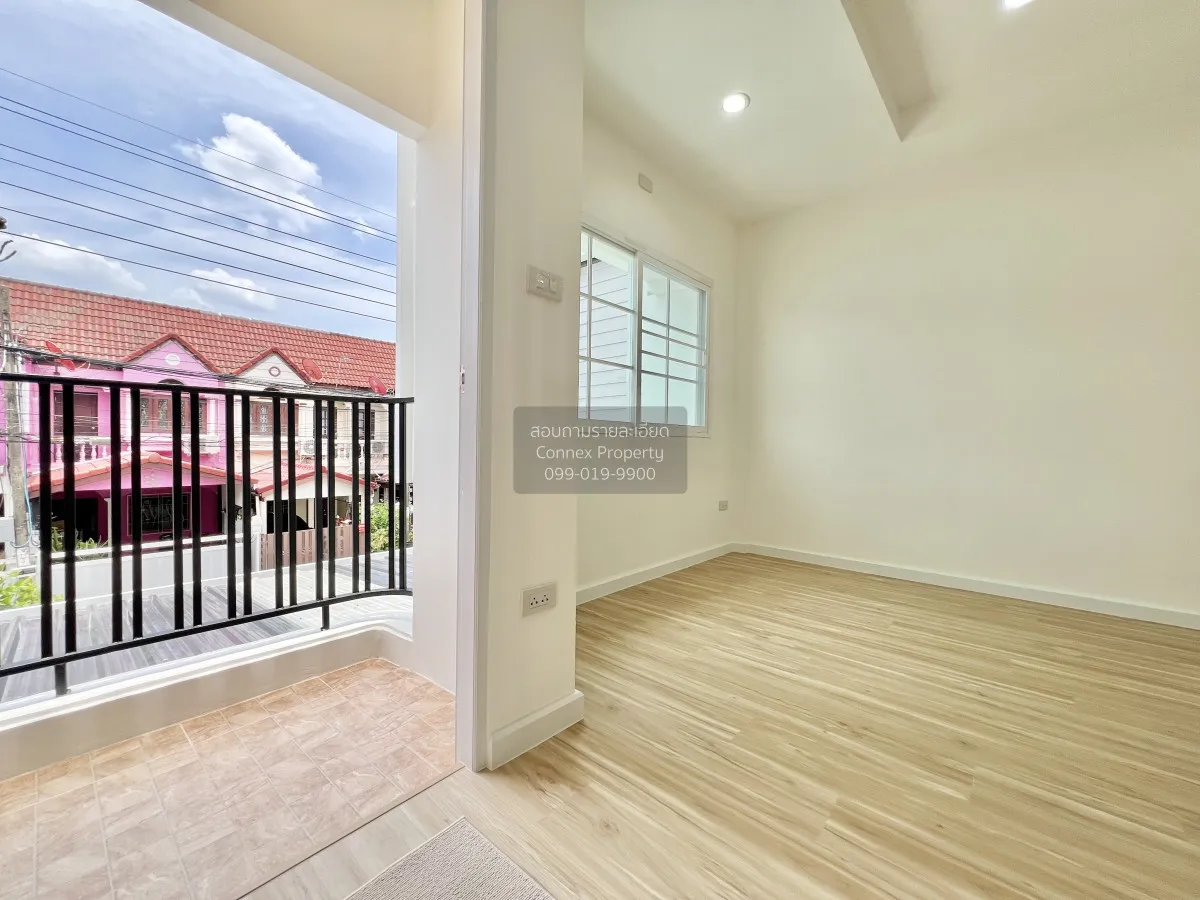 For Sale Townhouse/Townhome  , Baan Chatklao Villa , newly renova
