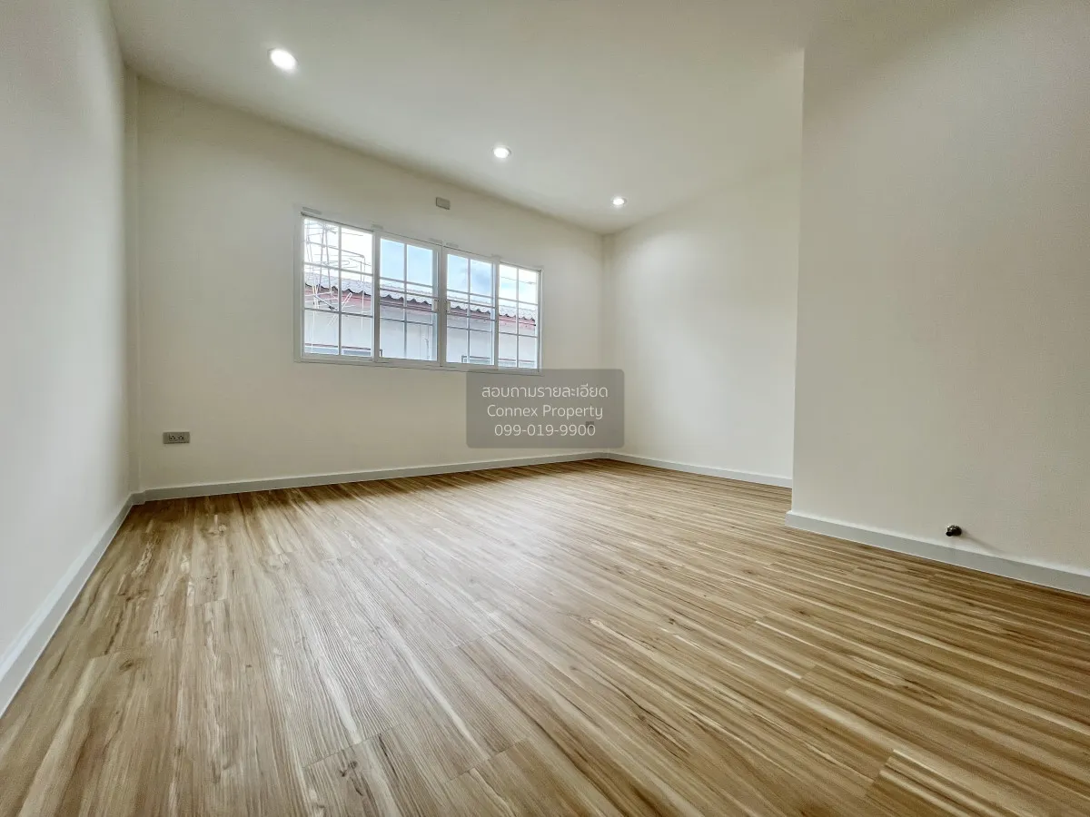 For Sale Townhouse/Townhome  , Baan Chatklao Villa , newly renova