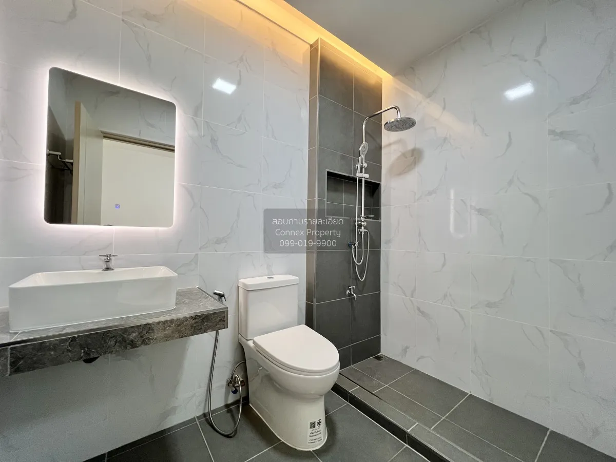 For Sale Townhouse/Townhome  , Baan Chatklao Villa , newly renova