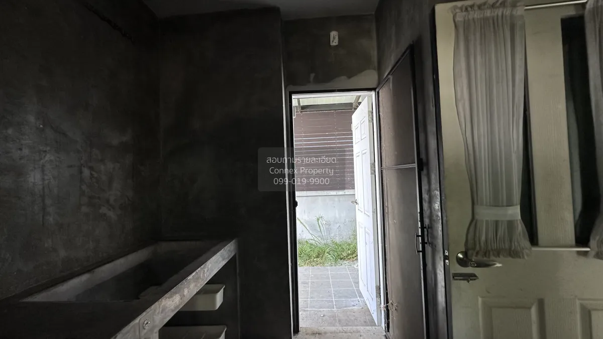 For Sale Townhouse/Townhome  , Baan Chatthong Villa Bowin , Bo Wi