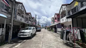 For Sale Townhouse/Townhome  , Baan Chatthong Villa Bowin , Bo Win , Si Racha , Chon Buri , CX-159911