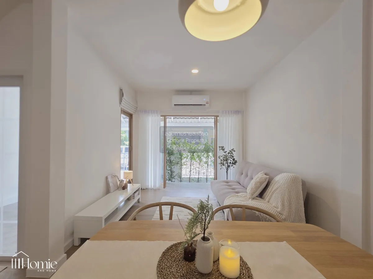 For Sale Townhouse/Townhome  , Baan Fah Piyarom Premier Park Rang