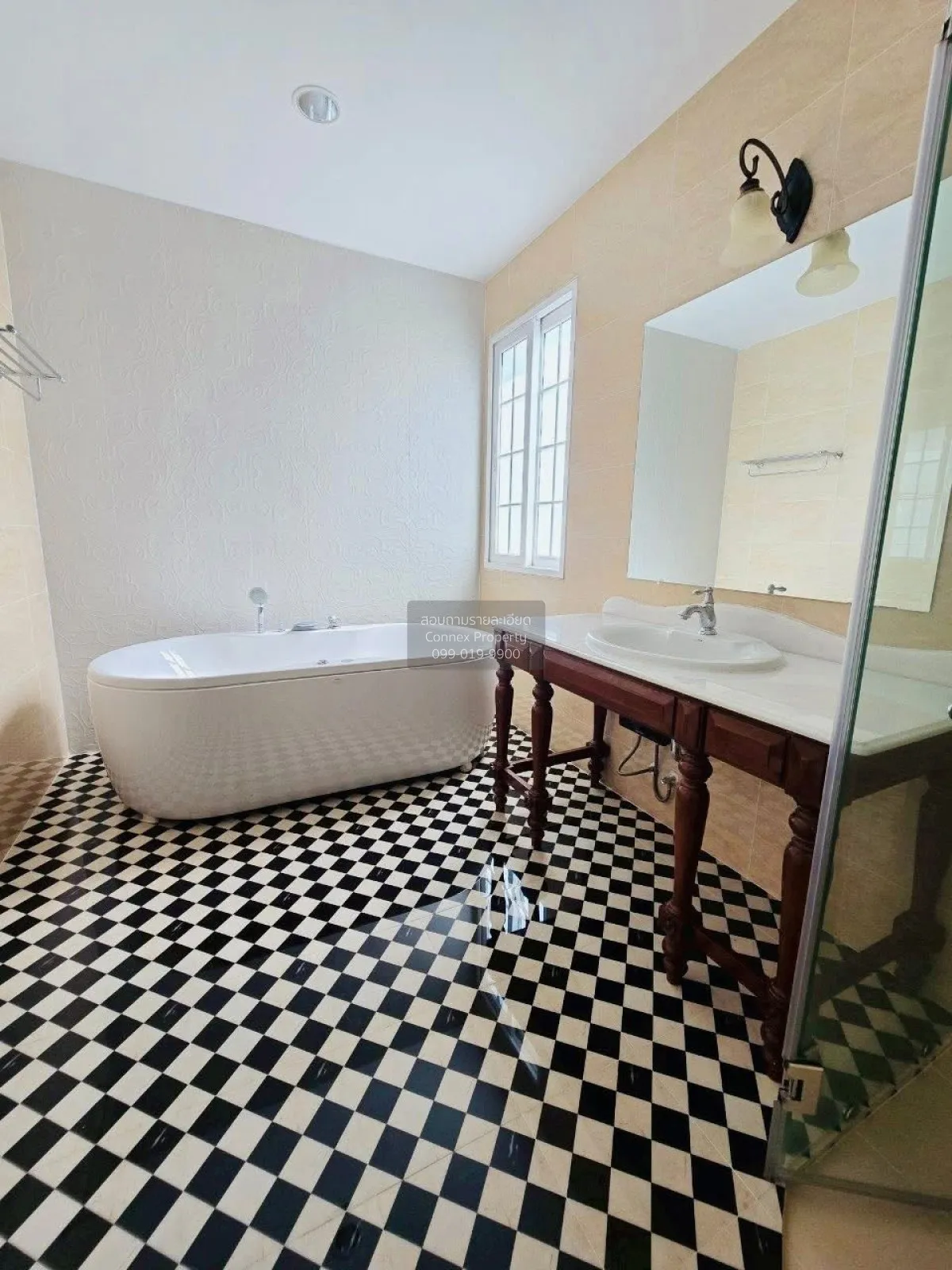 For Sale House , Fantasia Villa 4 , MRT-Sri Iam , Samrong Nuea , 