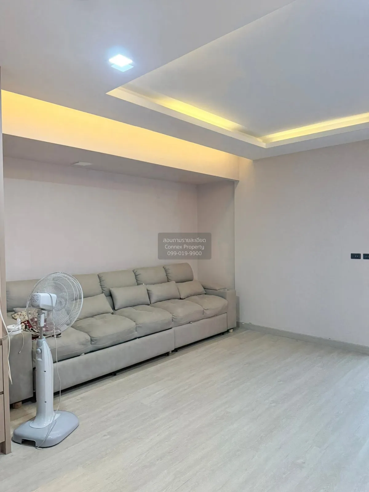 For Sale The Rux Ramintra-Jatuchok , corner unit , Sam Wa Tawan T 4