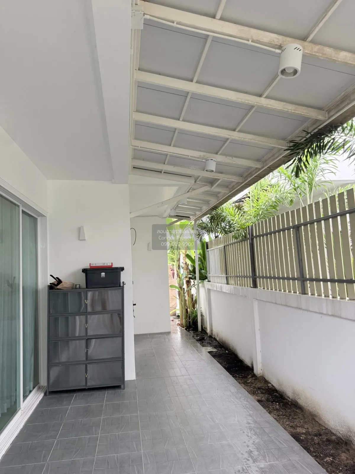 For Sale The Rux Ramintra-Jatuchok , corner unit , Sam Wa Tawan T