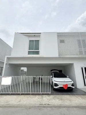 For Sale The Rux Ramintra-Jatuchok , corner unit , Sam Wa Tawan Tok , Khlong Sam Wa , Bangkok , CX-160132