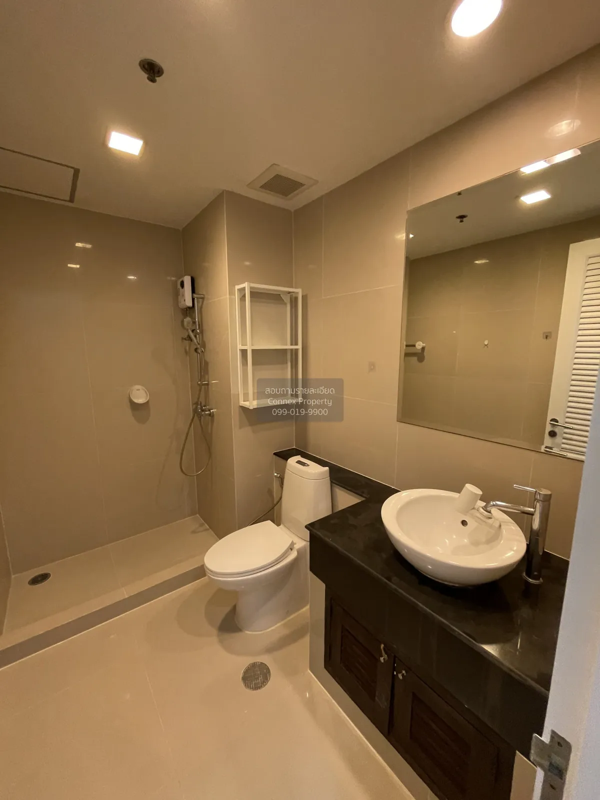 FOR RENT condo , Nusasiri Grand Condo , BTS-Ekkamai , Phra Khanon