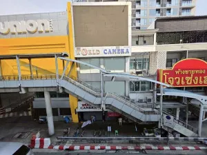 ขายอาคารพาณิชย์ ตรงข้ามเซ็นทรัลลาดพร้าว ชั้นสูง จอมพล  เขต จตุจักร กรุงเทพ CX-160218
