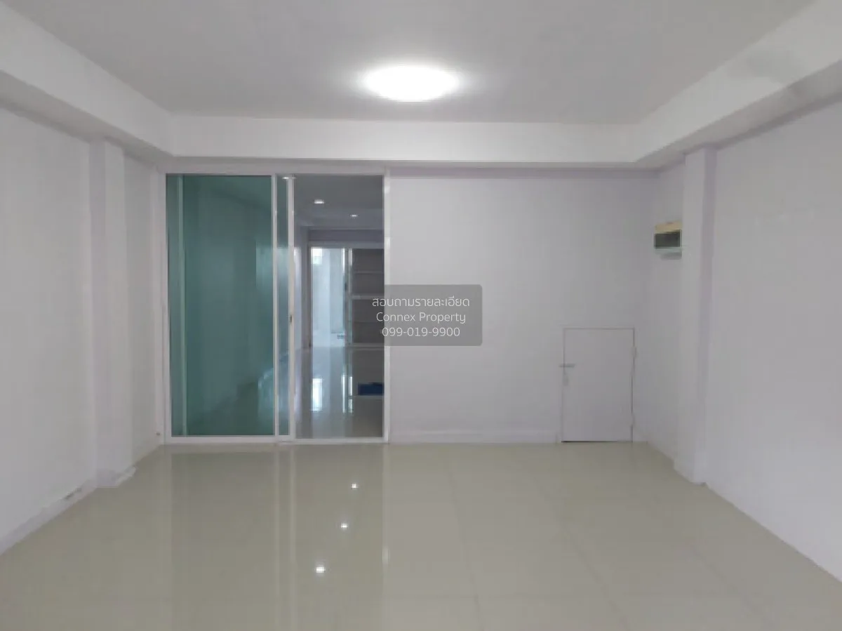 For Sale Townhouse/Townhome  , The First Home Wongwaen - Prachaut 2