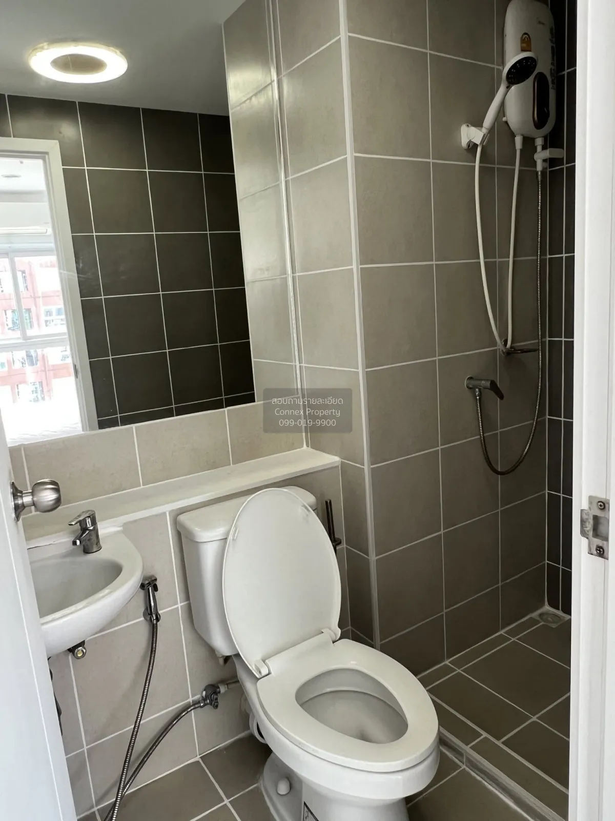 For Rent Condo , Plum Condo Ramkhamhaeng Station , corner unit , 