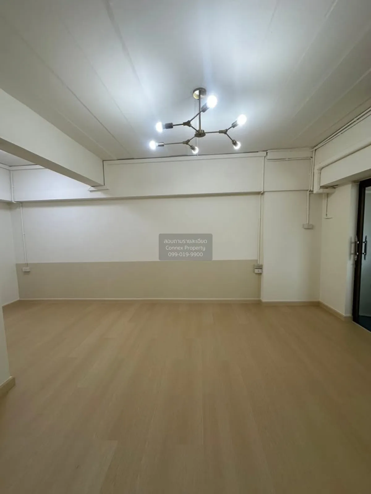 ขายคอนโด  แฟมิลี่ คอนโดมิเนียม BTS-สะพานควาย สามเสนใน เขต พญาไท ก 4