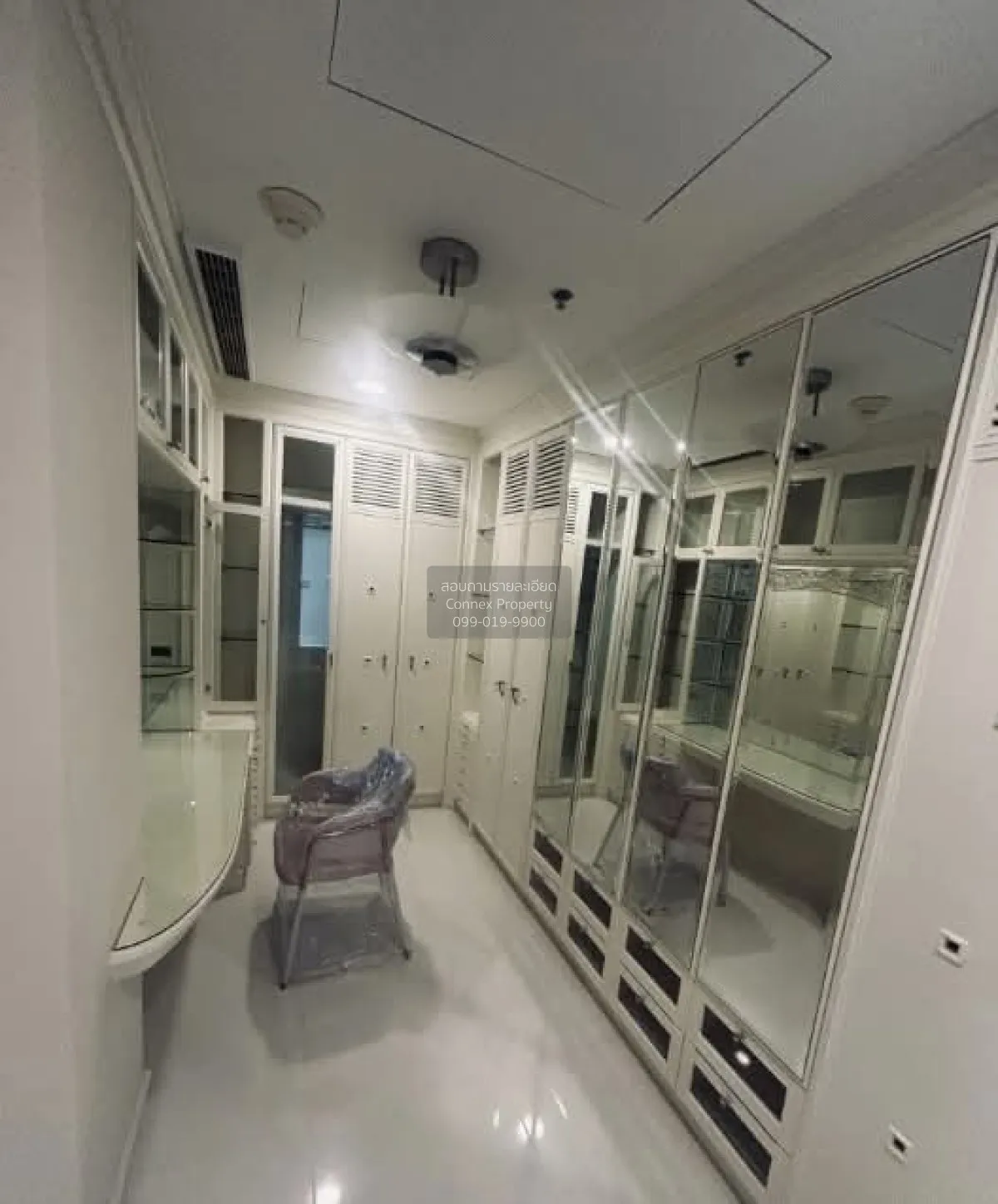 For Rent Condo , Lumpini Park View , Penthouse , high floor , wid 3