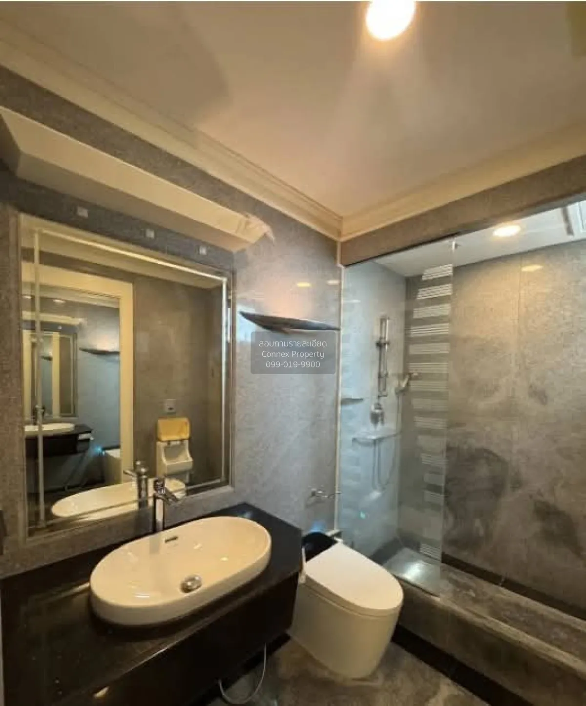 For Rent Condo , Lumpini Park View , Penthouse , high floor , wid