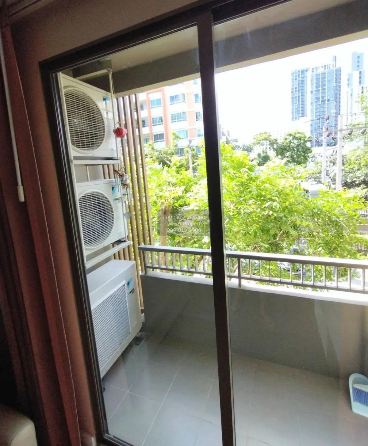 ขายคอนโด  เมโทร ลักซ์ รัชดา ห้องมุม MRT-ห้วยขวาง ดินแดง เขต ดินแด