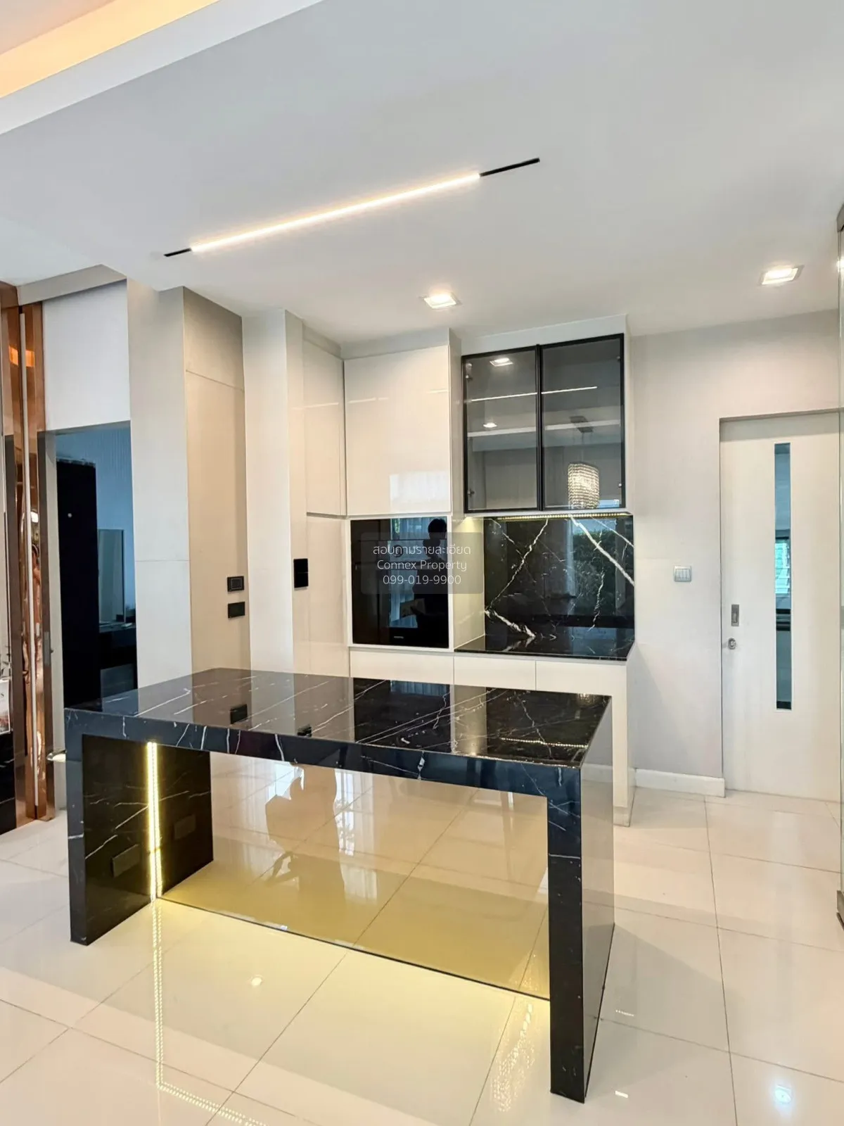 For Sale House , Mantana 2 Bangna Km.7 , nice view , wide frontag