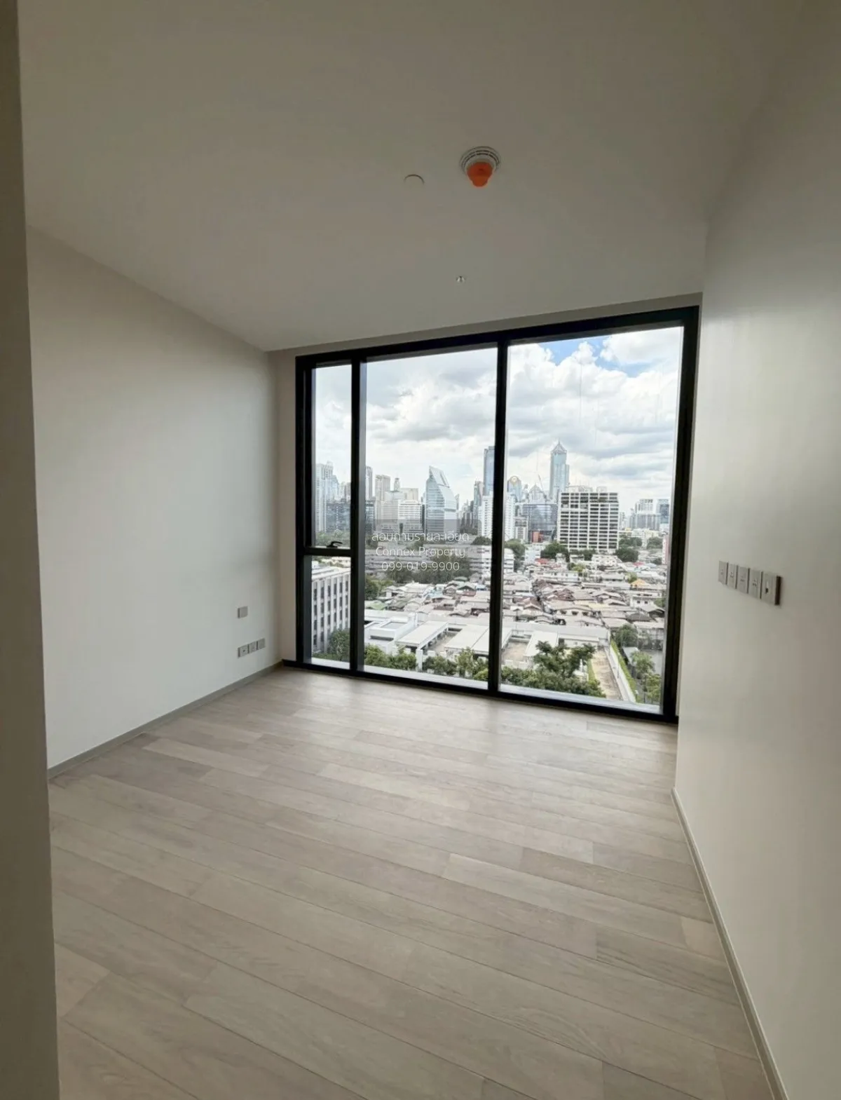 For Sale Condo , EI8HTEEN SEVEN - One Bangkok , nice view , Lumpi 1