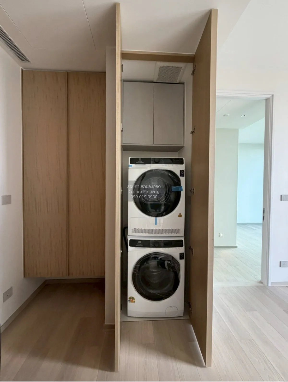 For Sale Condo , EI8HTEEN SEVEN - One Bangkok , nice view , Lumpi