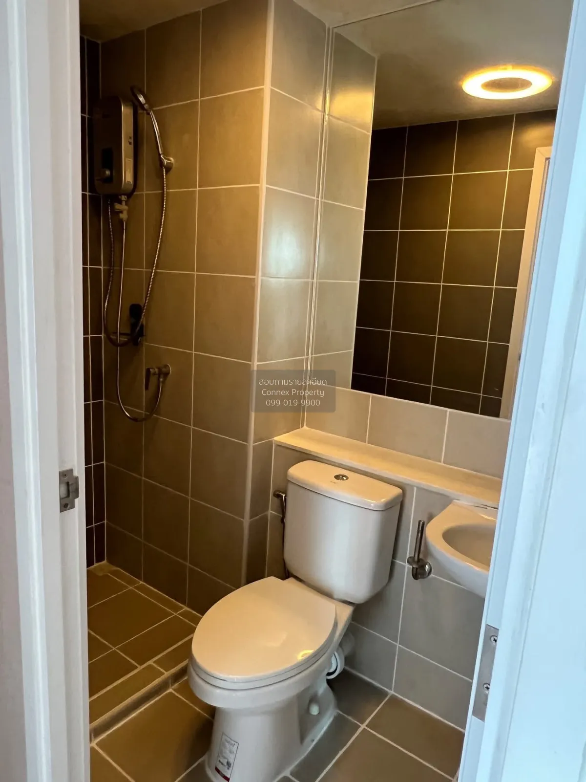 For Rent Condo , Metris District Ladprao , corner unit , MRT-Phah 4