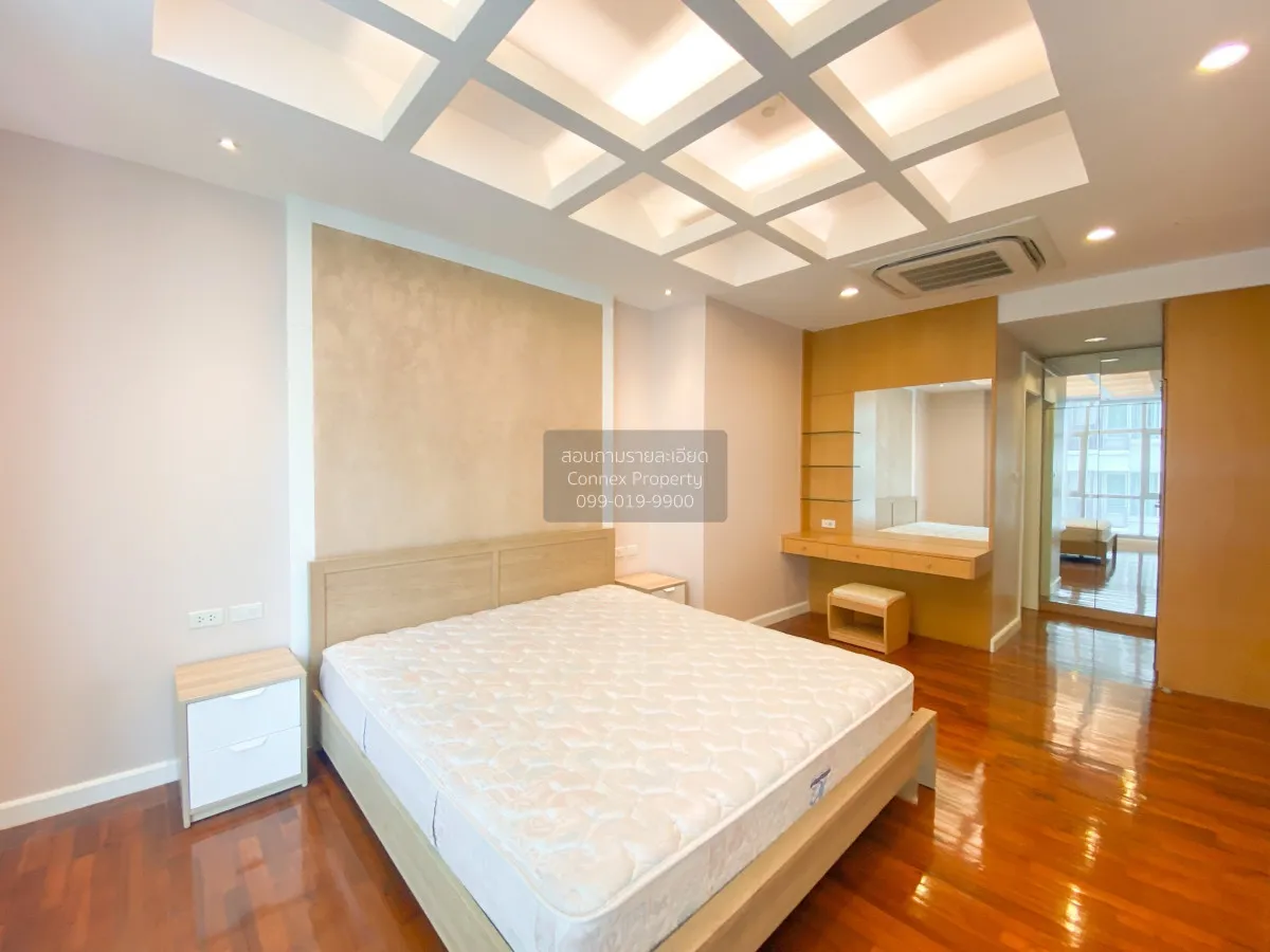 For Rent Condo , Grand Langsuan , nice view , high floor , corner 4