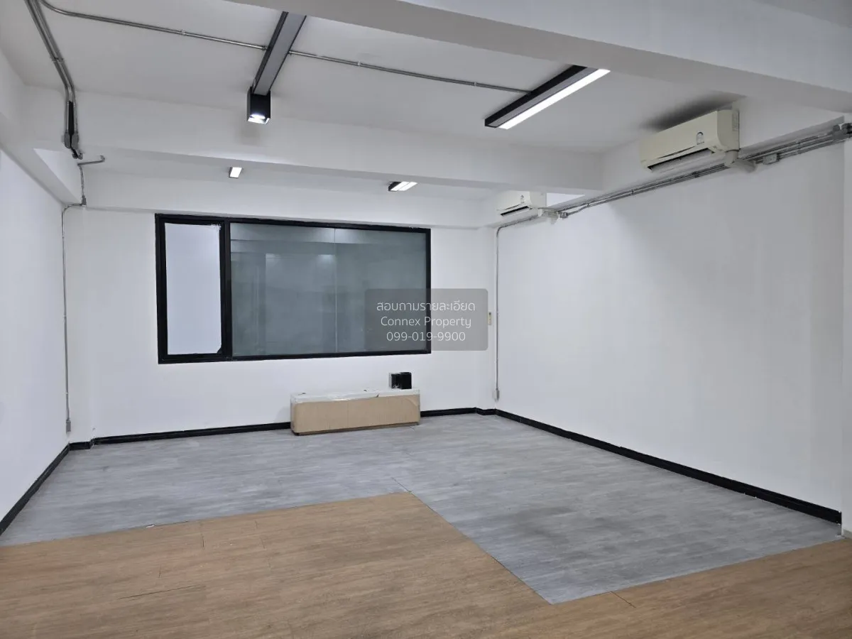 เช่าออฟฟิศให้เช่า ชั้น 2 ขนาดพื้นที่ 50 SQM. ซอยโพธิ์แก้ว 3  ใกล้ 1