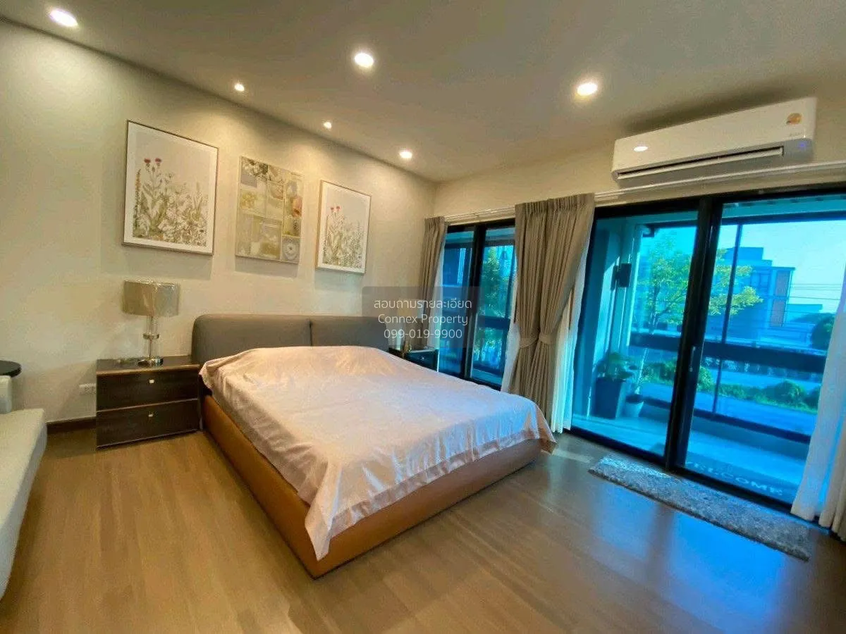 For Sale House , The City Pattanakarn , corner unit , Prawet , Pr