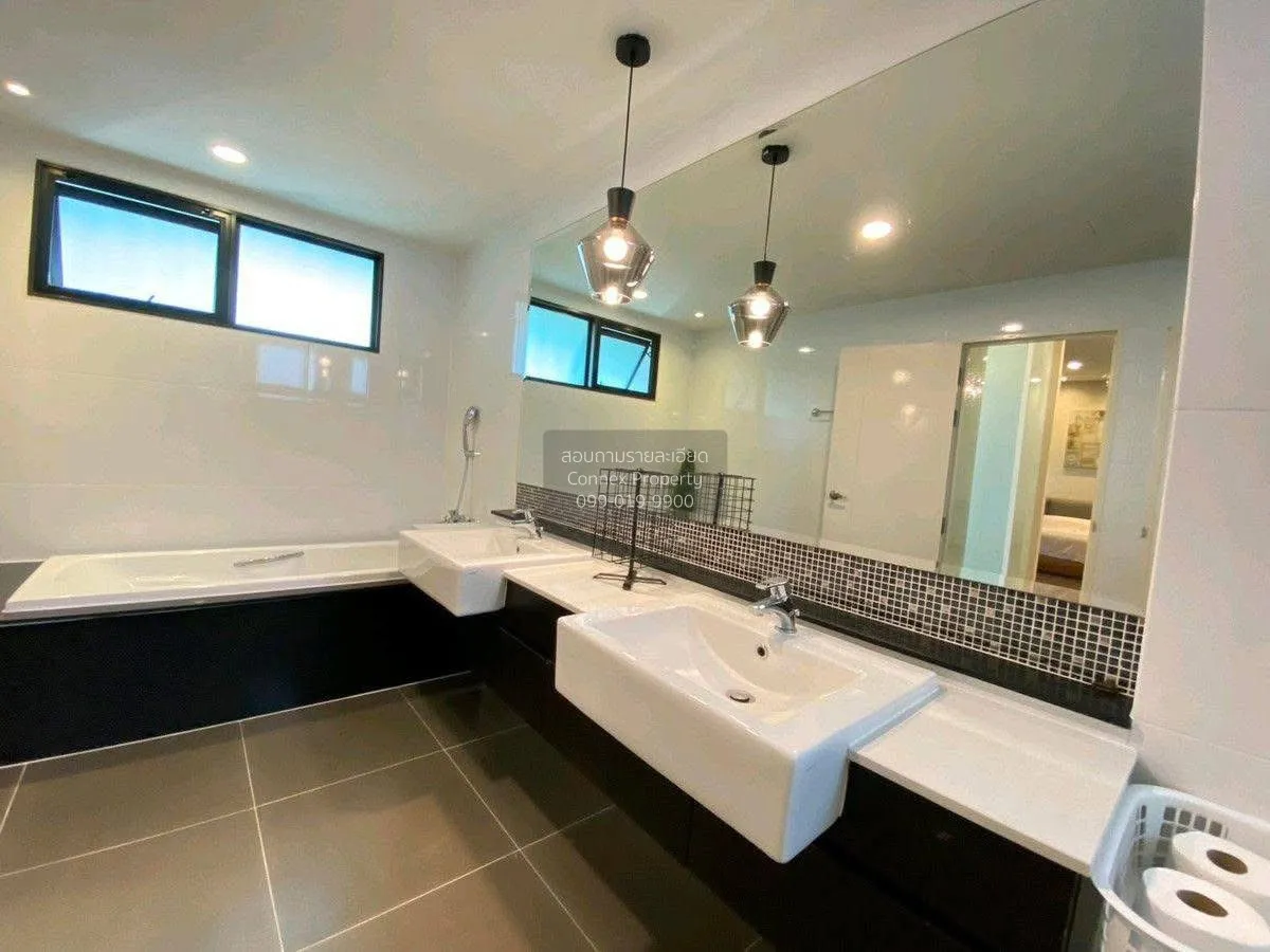 For Sale House , The City Pattanakarn , corner unit , Prawet , Pr