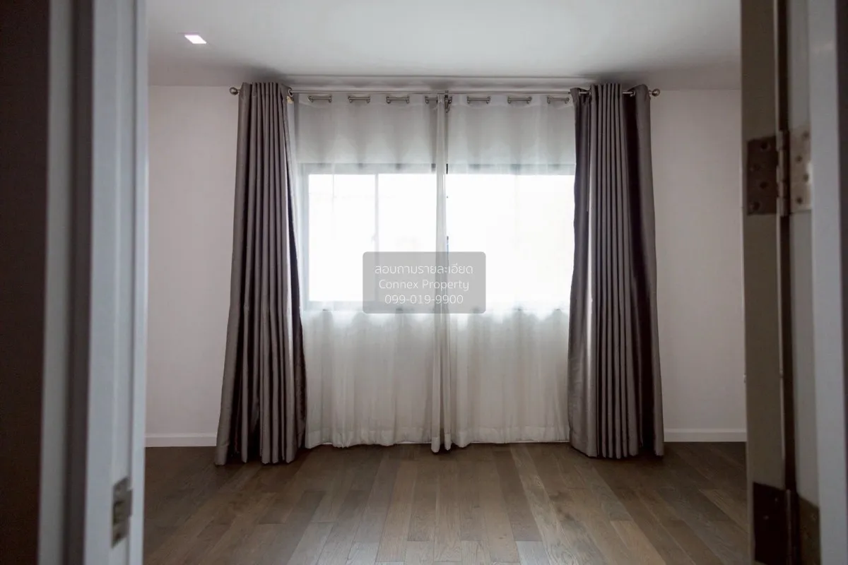 For Sale 3-story townhome in Patio Ngamwongwan 47 (Chinkhet 2)  ,