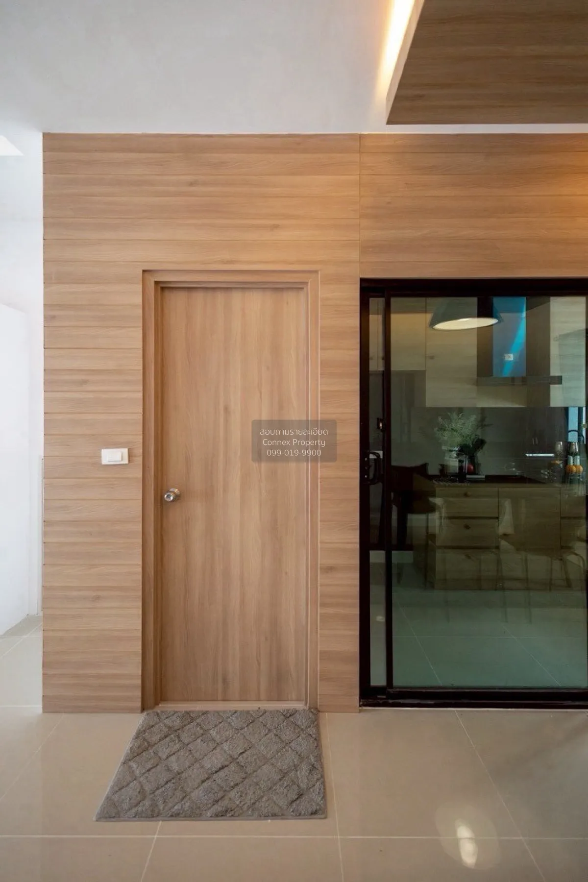 For Sale 3-story townhome in Patio Ngamwongwan 47 (Chinkhet 2)  ,