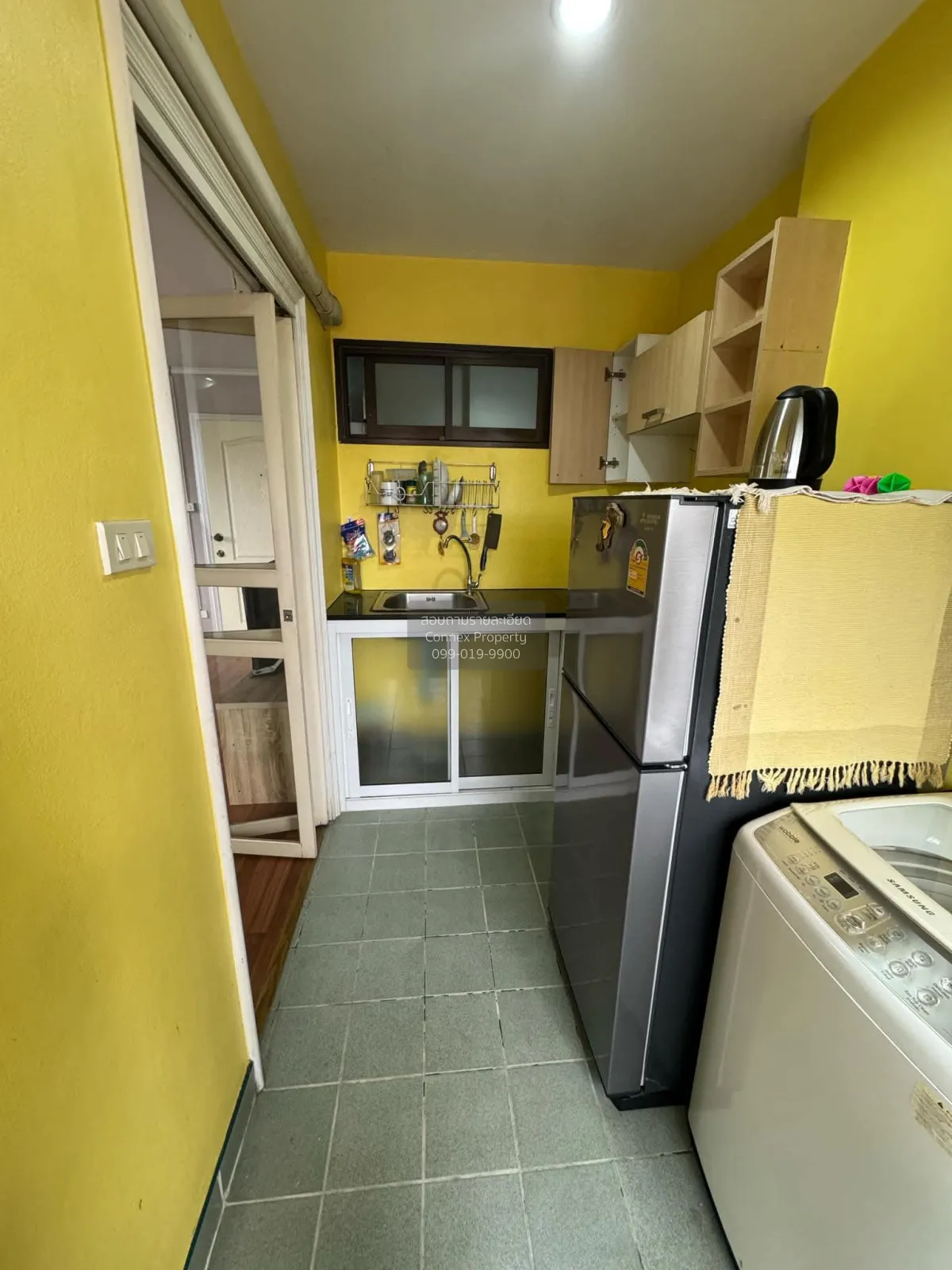 For Sale Condo , LUMPINI PLACE NARATHIWAT 24 , corner unit , BTS-