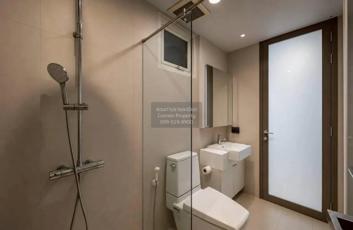 For Sale Condo , Watermark Chaophraya River , nice view , high fl