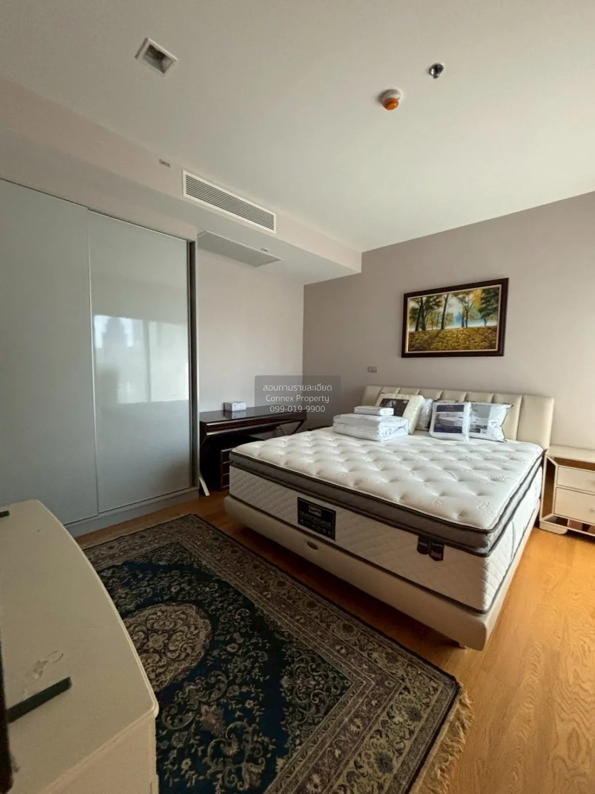 For Rent Condo , Hyde Sukhumvit 13 , high floor , corner unit , B