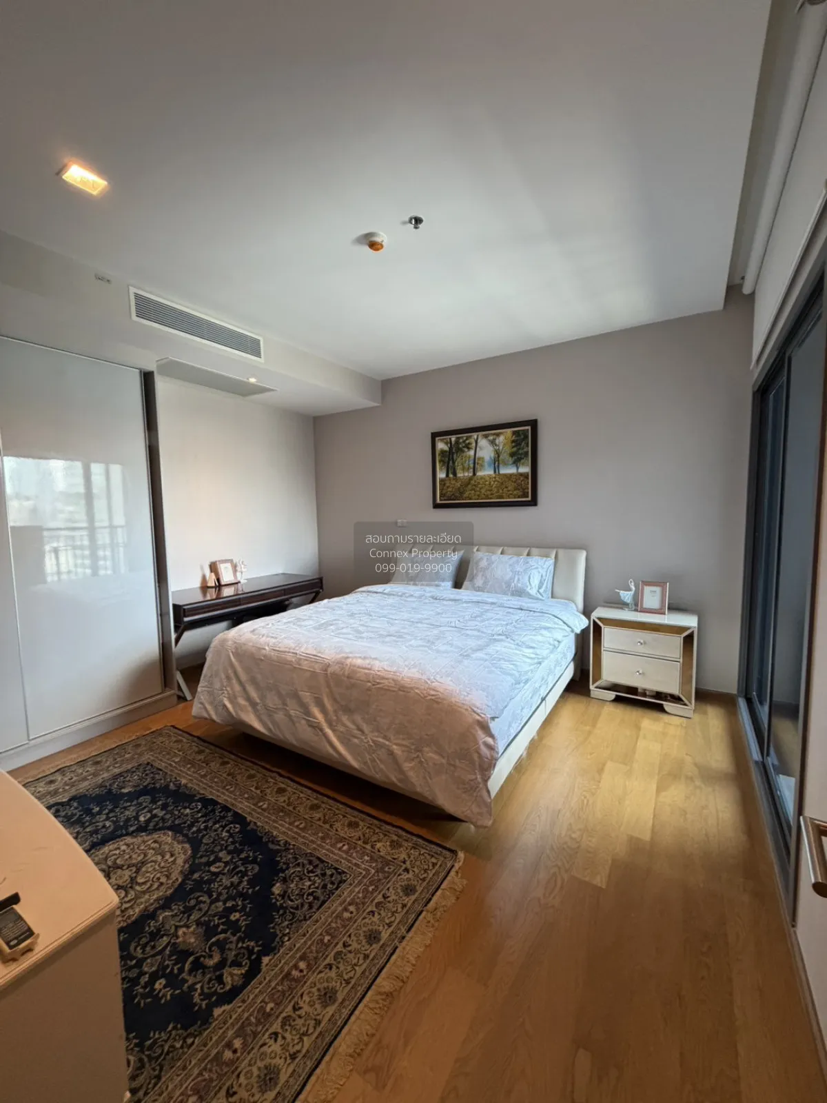เช่าคอนโด  ไฮด์ สุขุมวิท 13 ชั้นสูง ห้องมุม BTS-นานา คลองเตยเหนือ