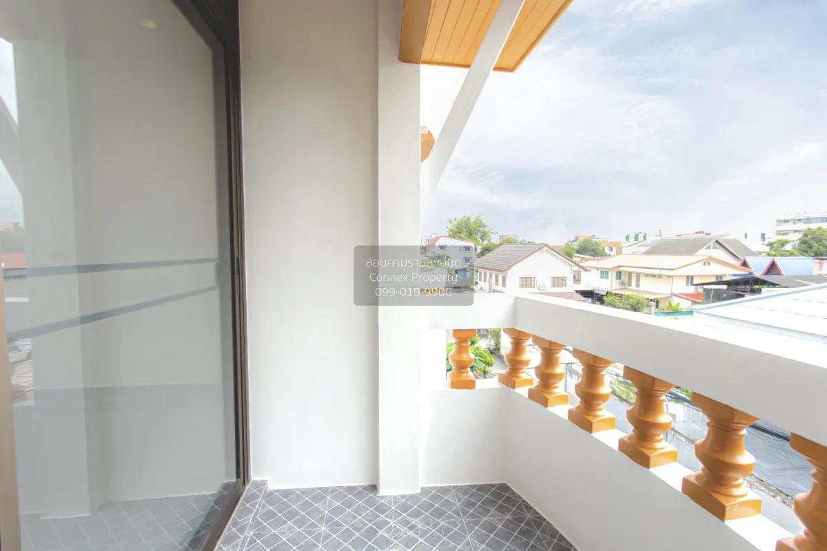 ขายทาวน์โฮม 4 ชั้น สวรรค์วิถี (สุทธิสารวินิจฉัย) เขต ห้วยขวาง  กร